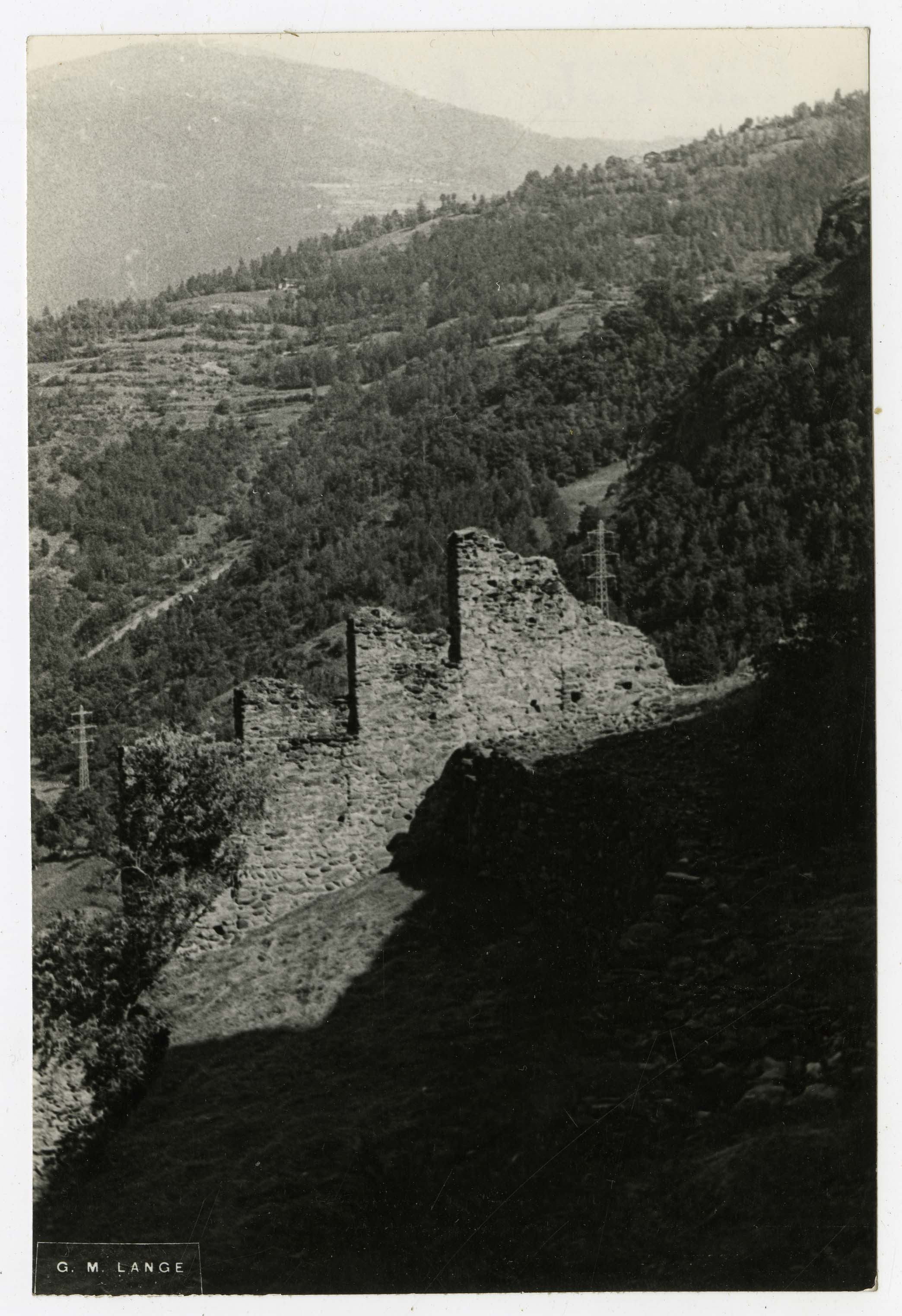 Villeneuve - Castello di Châtel-Argent - Cortina muraria (positivo) di Lange, Guglielmo (terzo quarto XX)