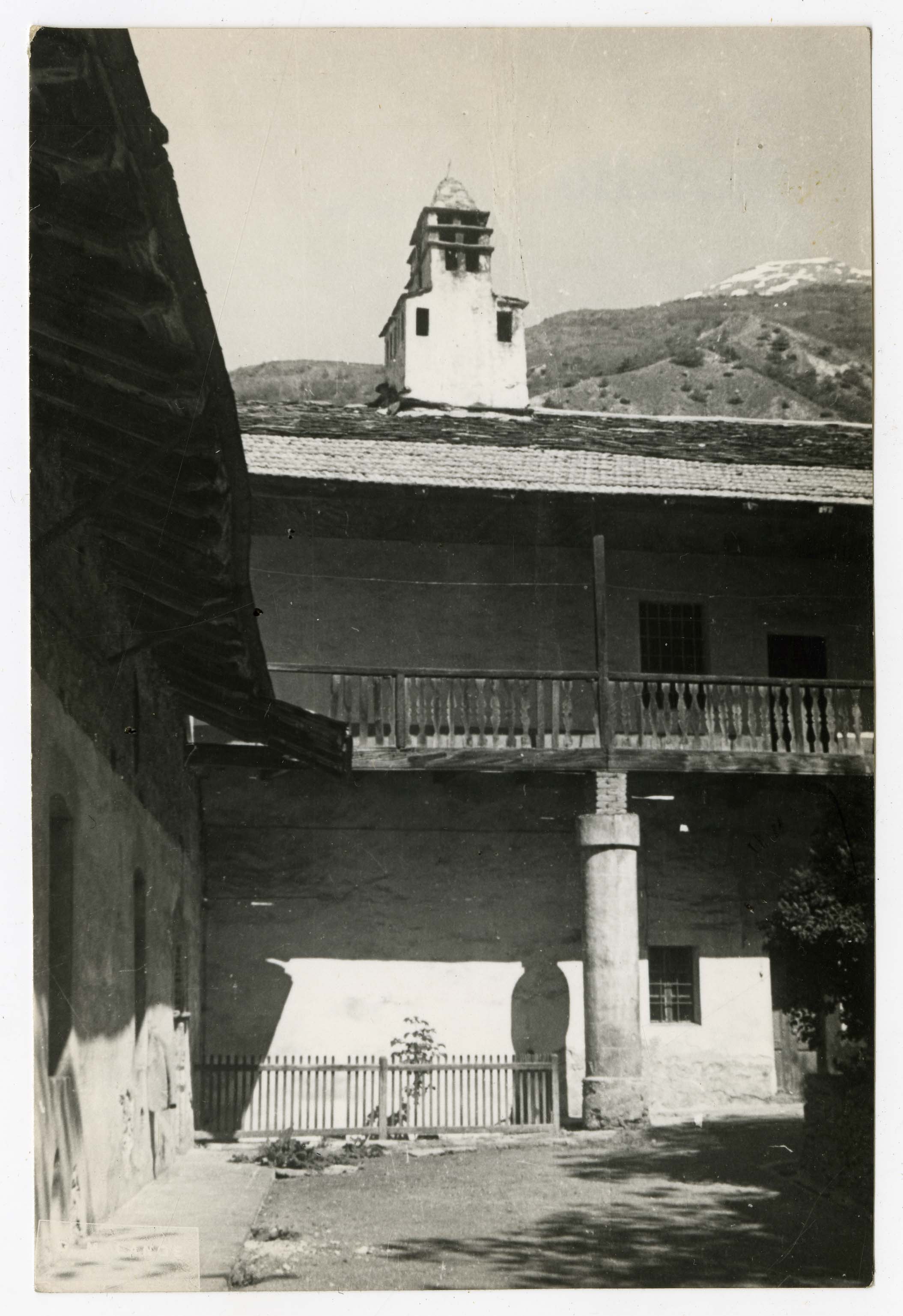Valle d'Aosta - Elementi architettonici - Comignoli (positivo) di Lange, Guglielmo (terzo quarto XX)