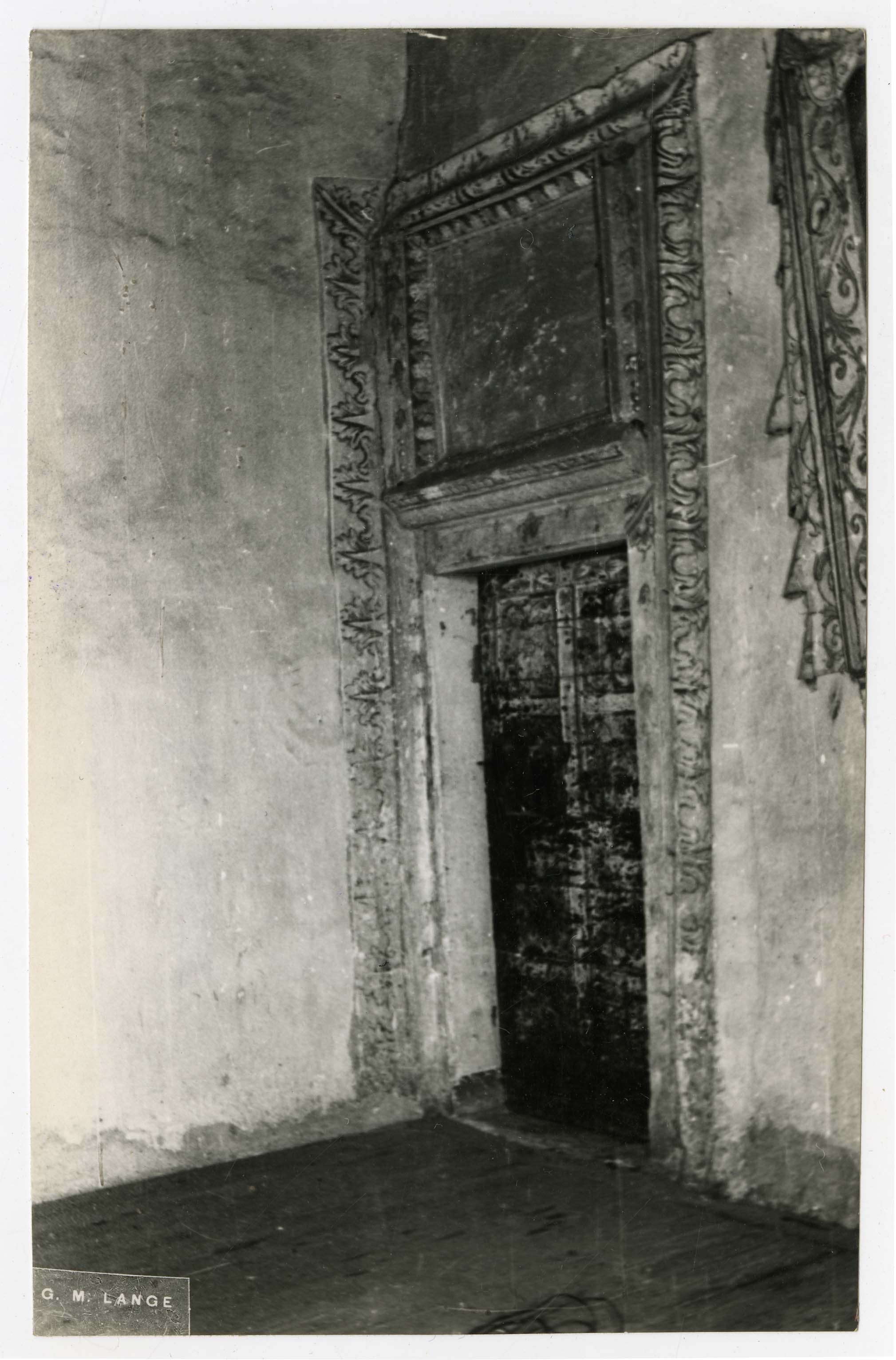Valle d'Aosta - Elementi architettonici - Elementi decorativi - Porte (positivo) di Lange, Guglielmo (terzo quarto XX)