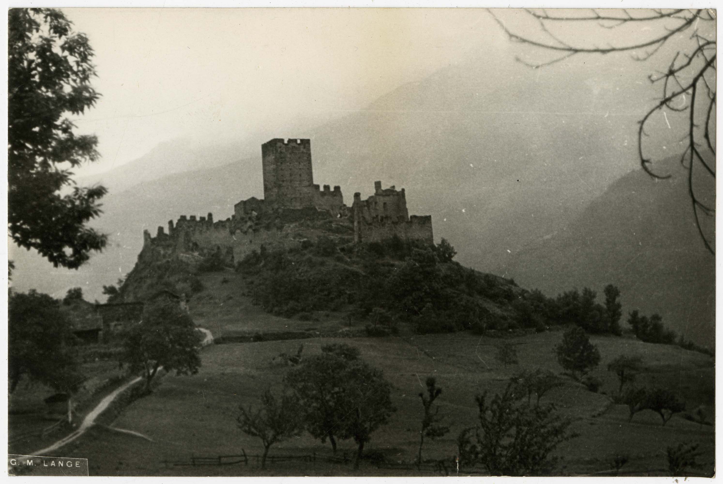 Saint-Denis - Castello di Cly (positivo) di Lange, Guglielmo (terzo quarto XX)