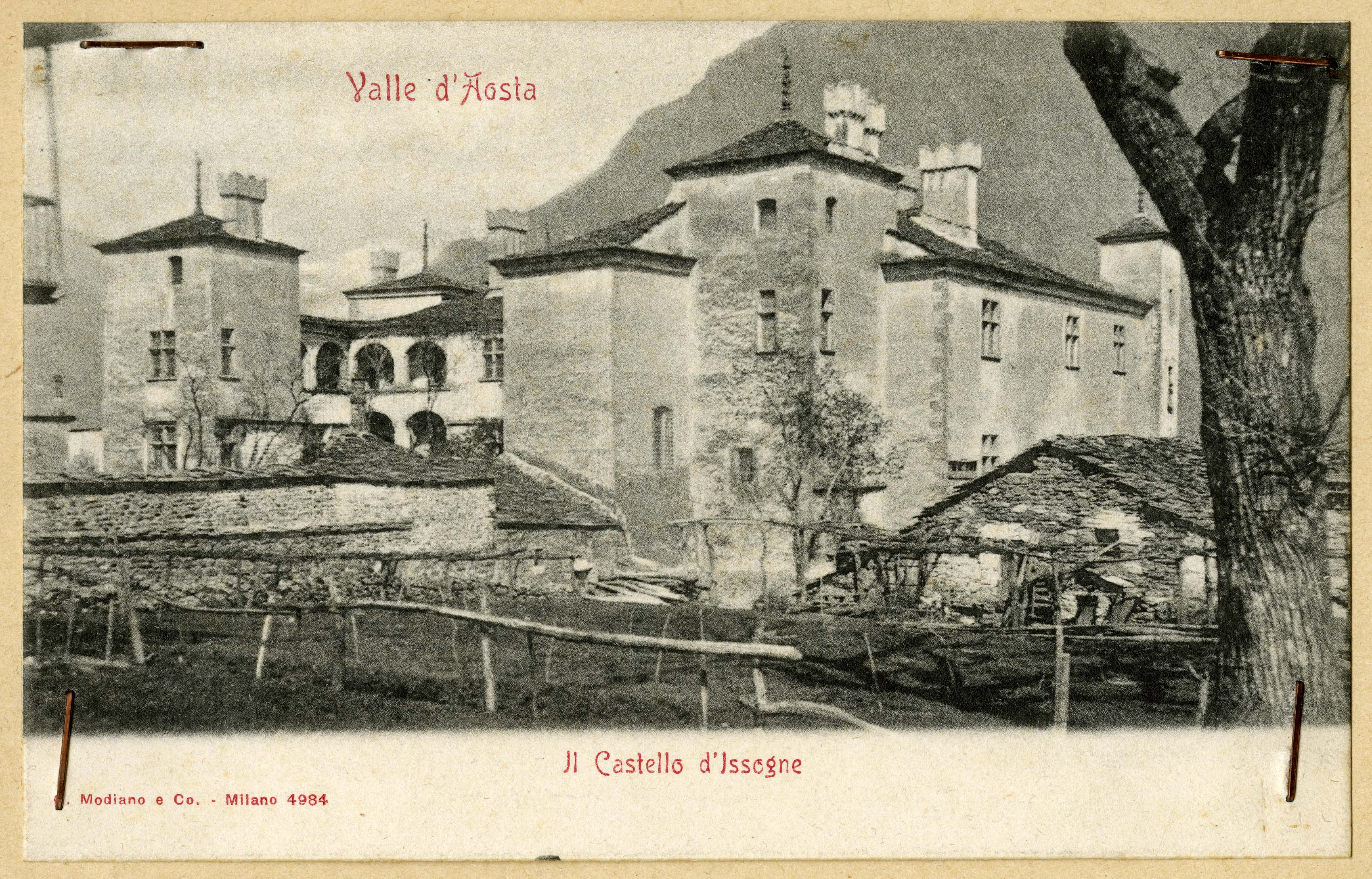 Issogne - Castello di Issogne (positivo) di Anonimo aostano (inizio XX)