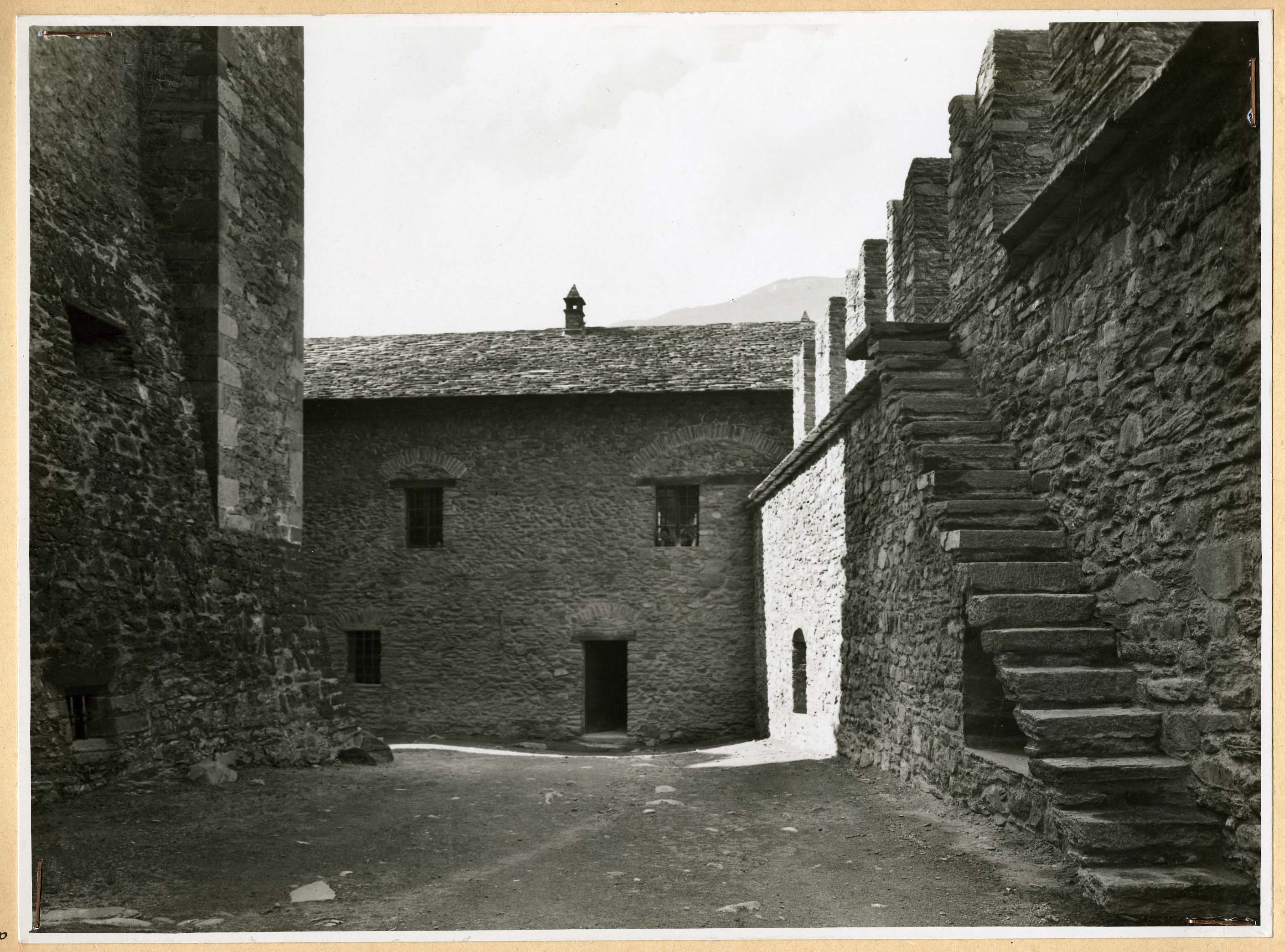 Valle d'Aosta - Architettura militare - Castelli (positivo) di Pedrini, Augusto (secondo quarto XX)