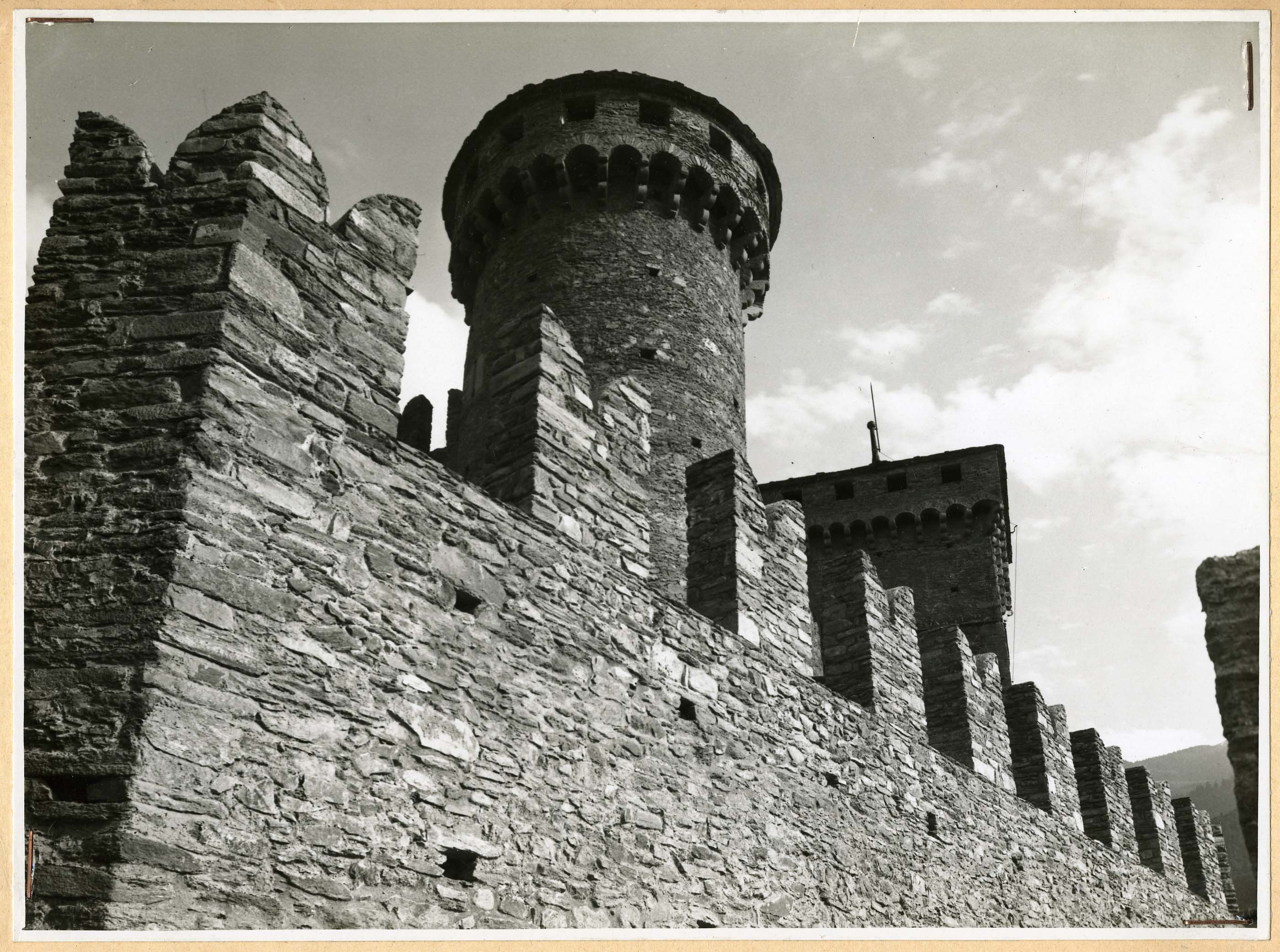 Valle d'Aosta - Architettura militare - Castelli (positivo) di Pedrini, Augusto (secondo quarto XX)