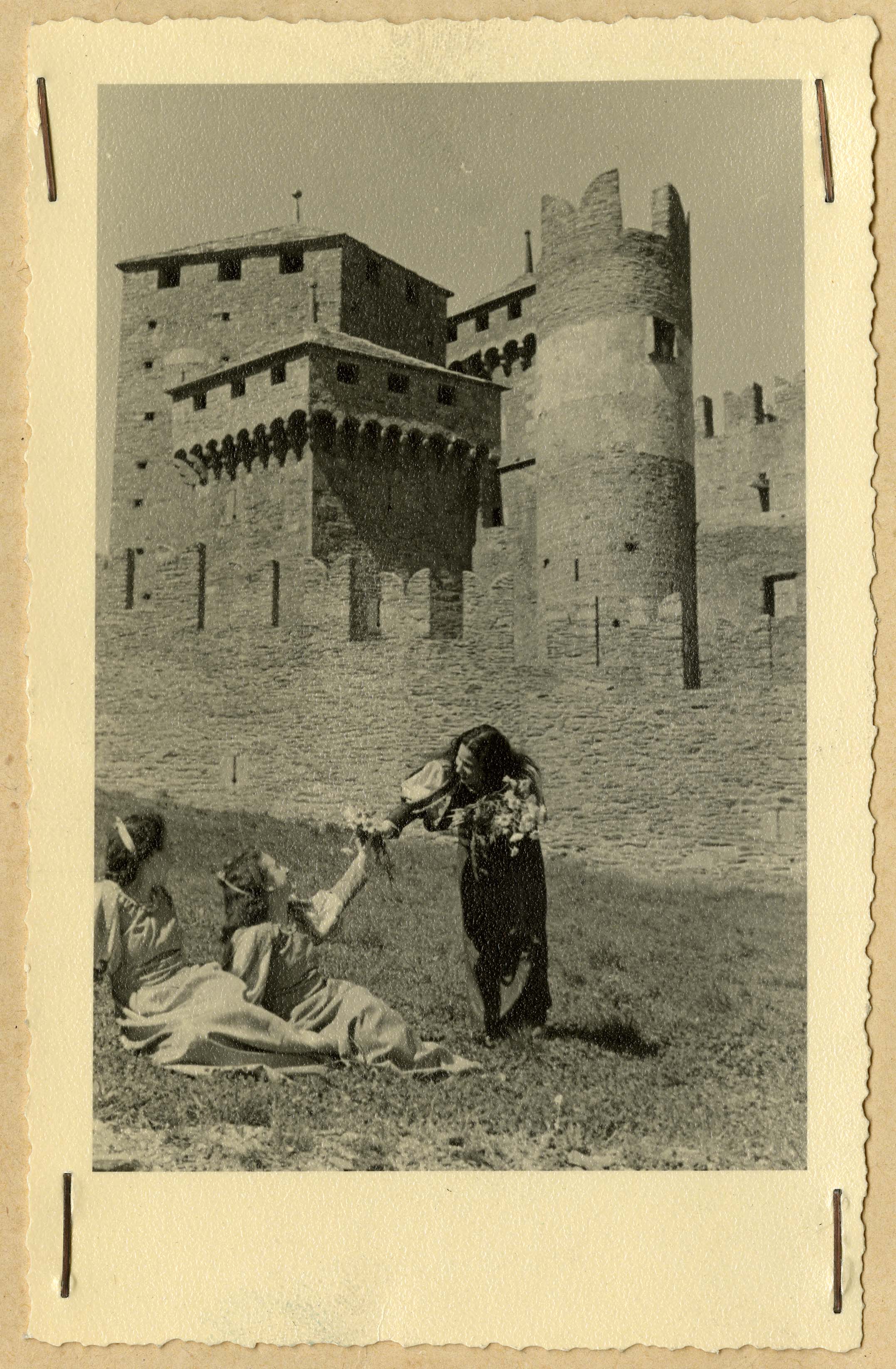 Fénis - Castello di Fénis (positivo) di Moncalvo, Riccardo (secondo quarto XX)