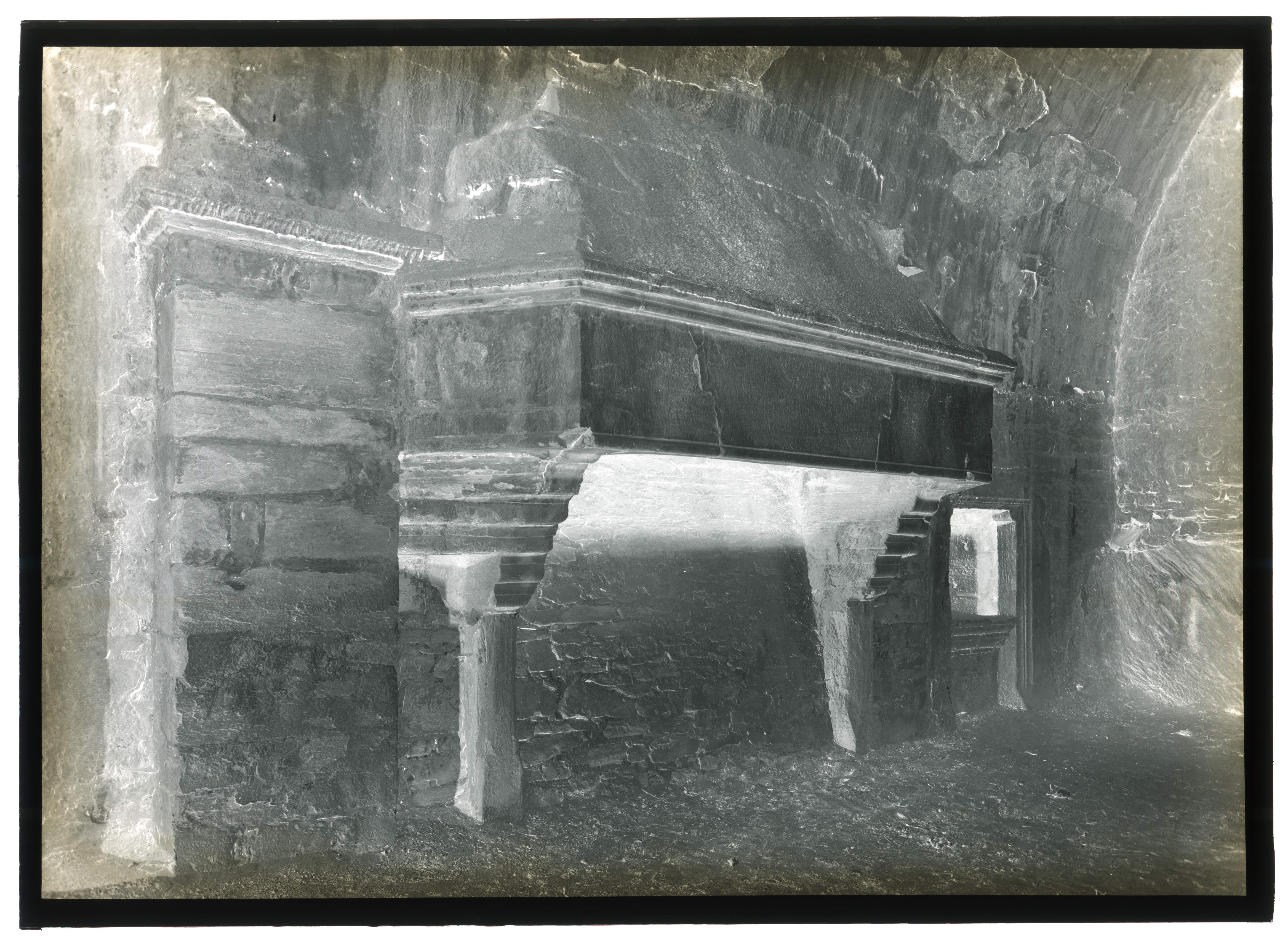 Valle d'Aosta - Elementi architettonici - Camini (negativo) di Pedrini, Augusto (XX)