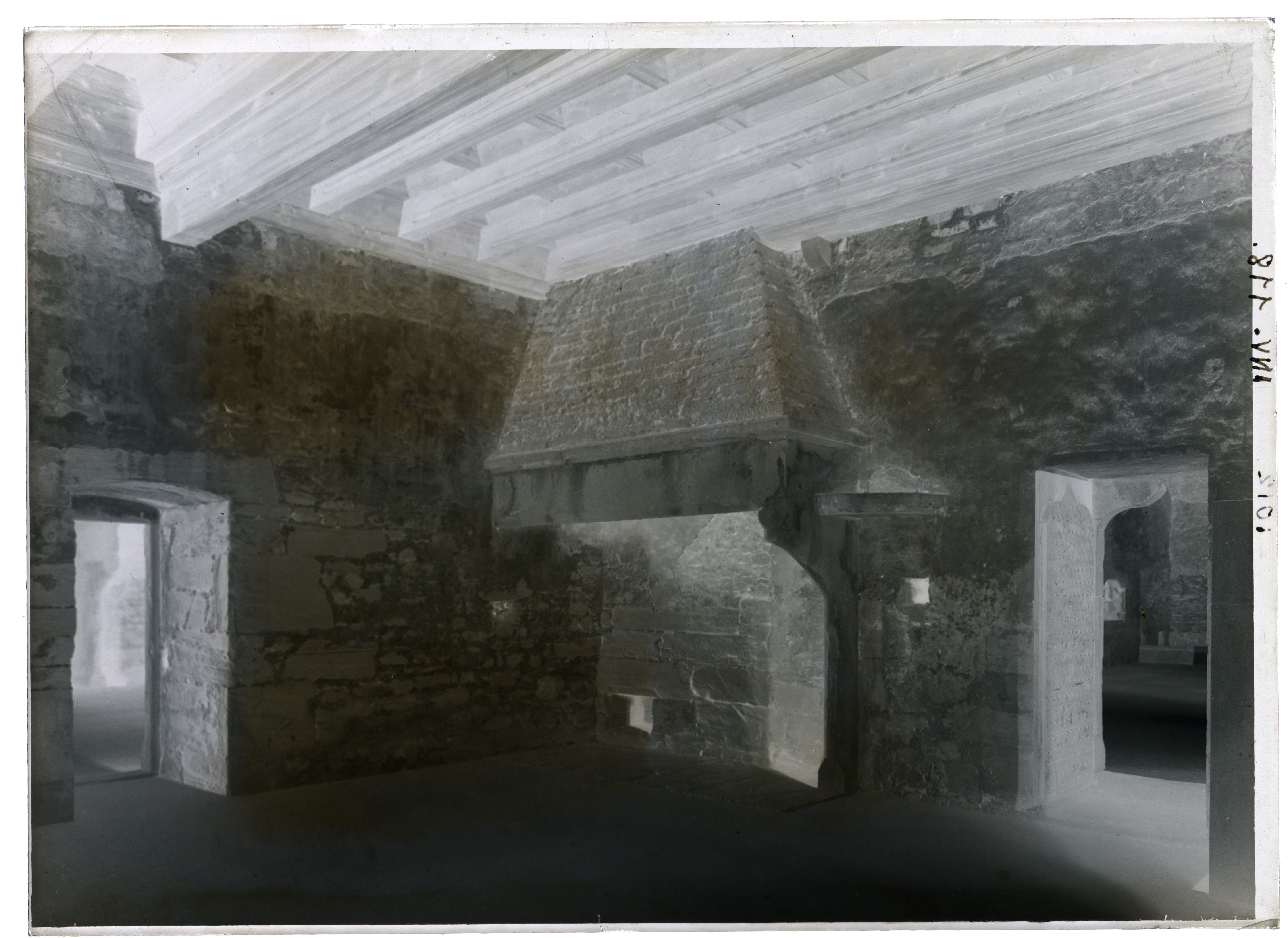 Valle d'Aosta - Elementi architettonici - Camini (negativo) di Pedrini, Augusto (XX)