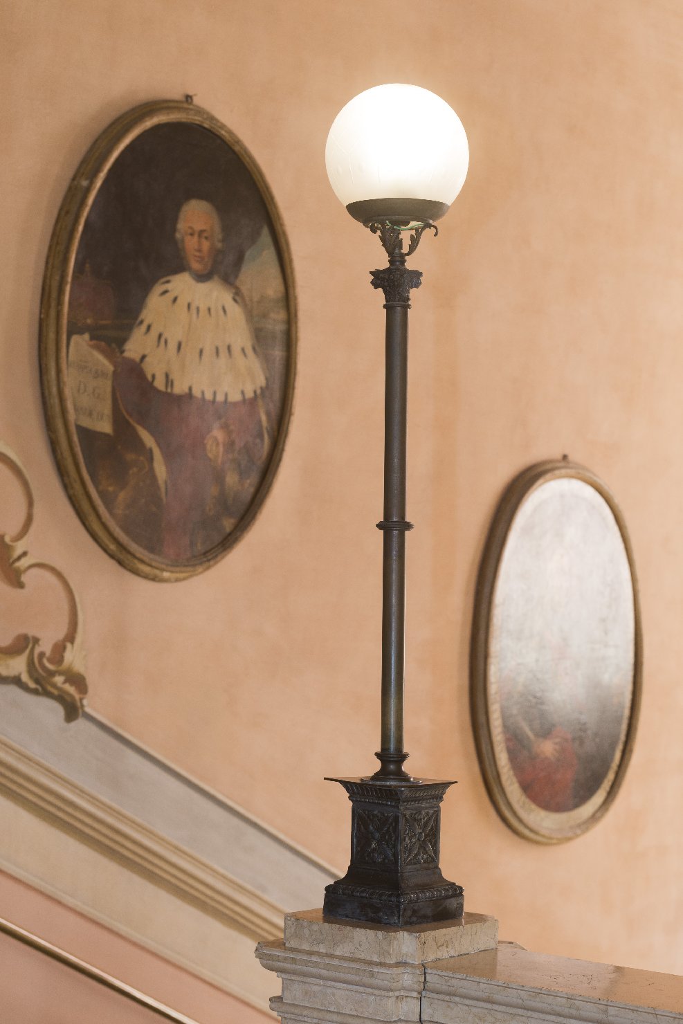 lampada - bottega modenese (prima metà sec. XX)