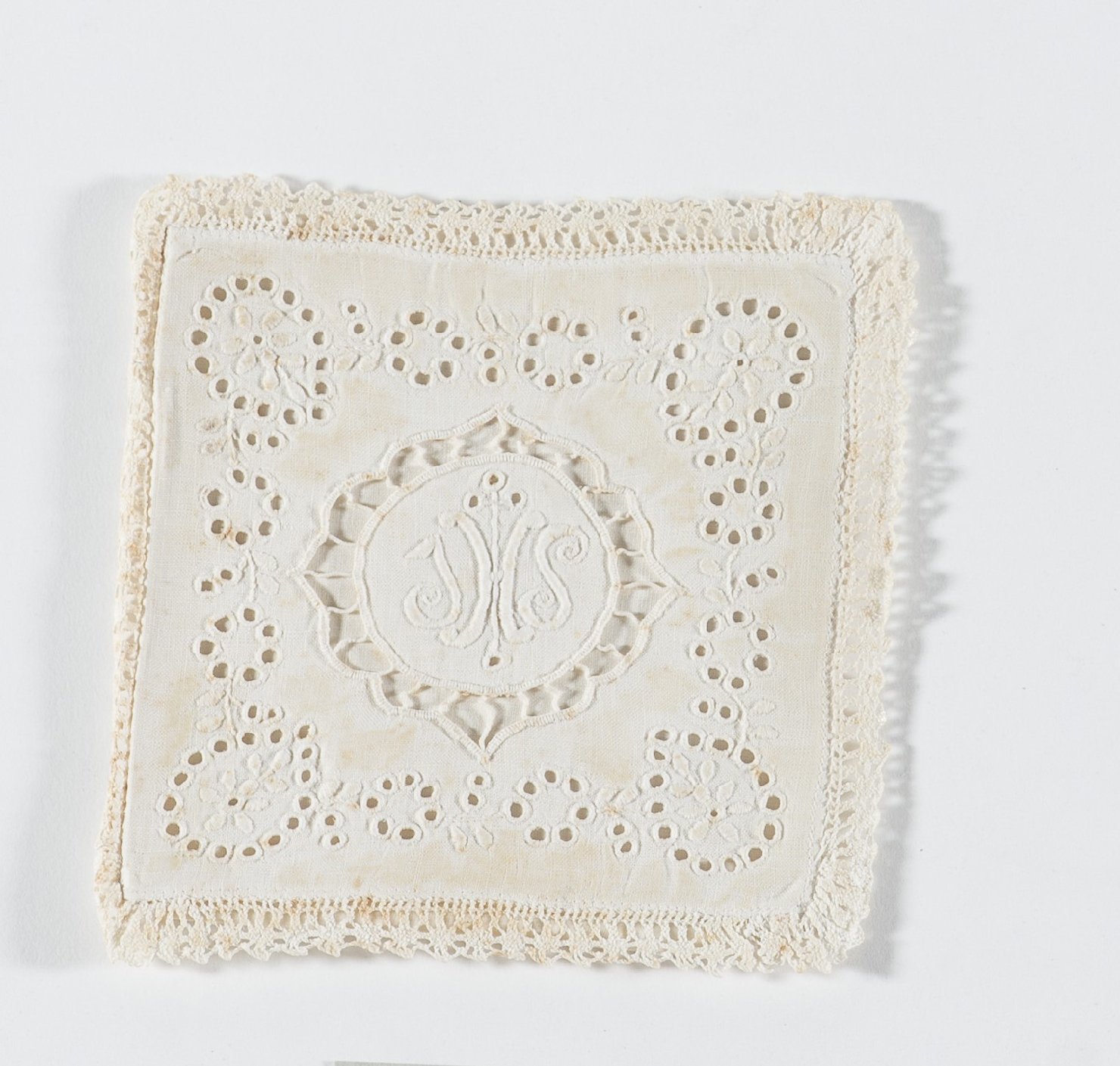 palla di calice - produzione Europa settentrionale (prima metà sec. XX)