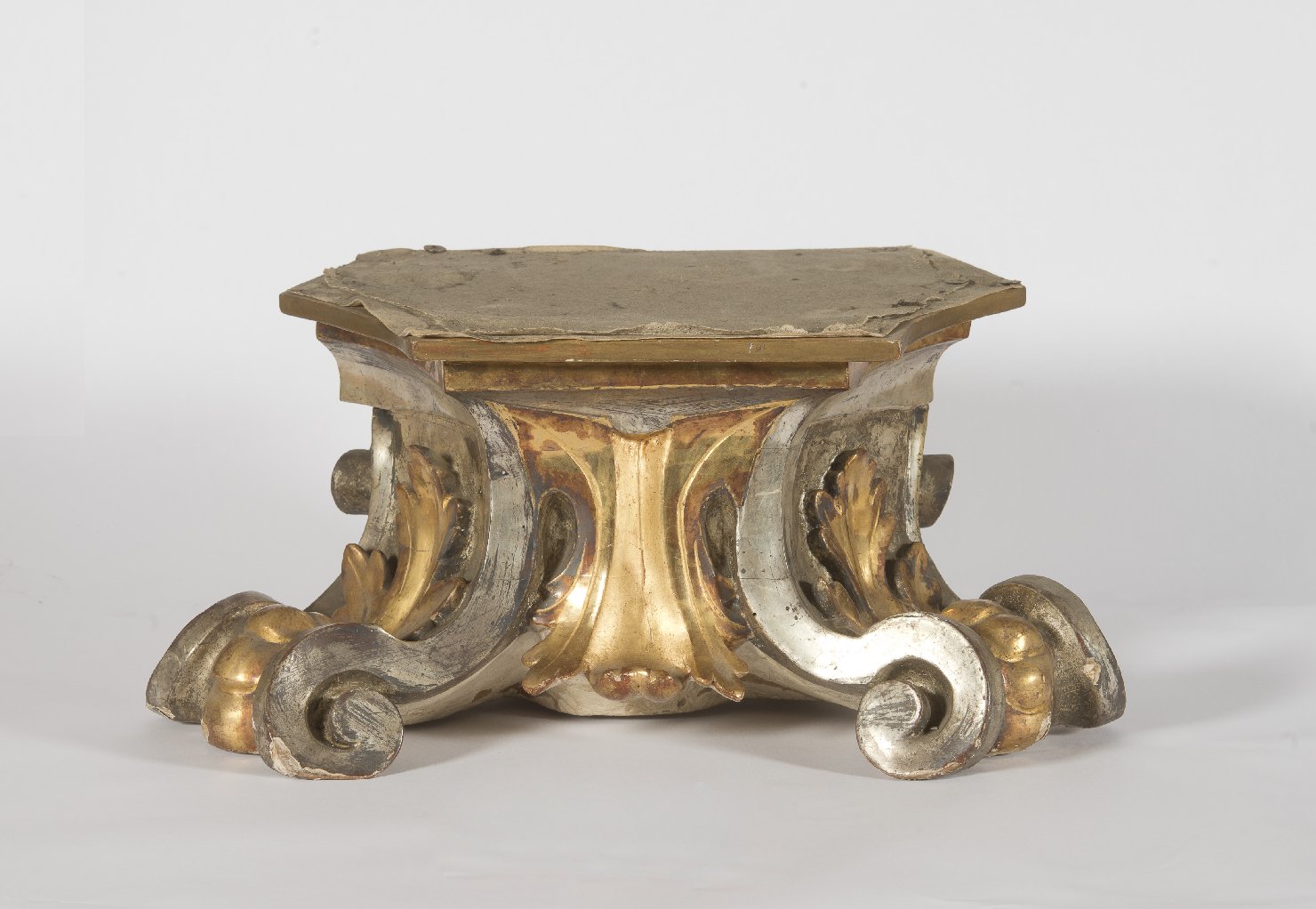 base di ostensorio - bottega emiliana (seconda metà sec. XVIII)