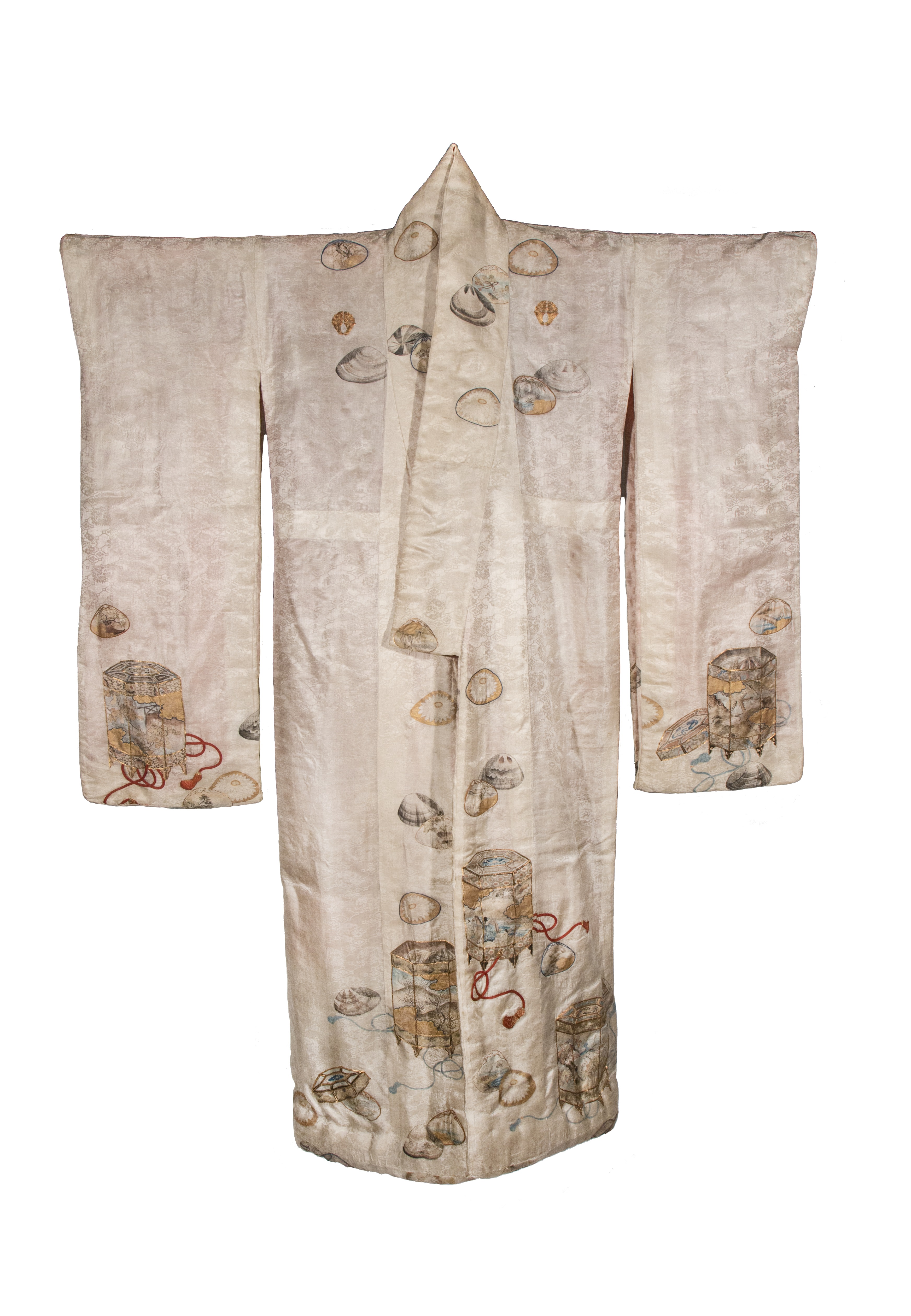 contenitori con conchiglie dipinte per il gioco delle conchiglie (abito femminile, elemento d'insieme) - ambito giapponese (seconda metà XIX)