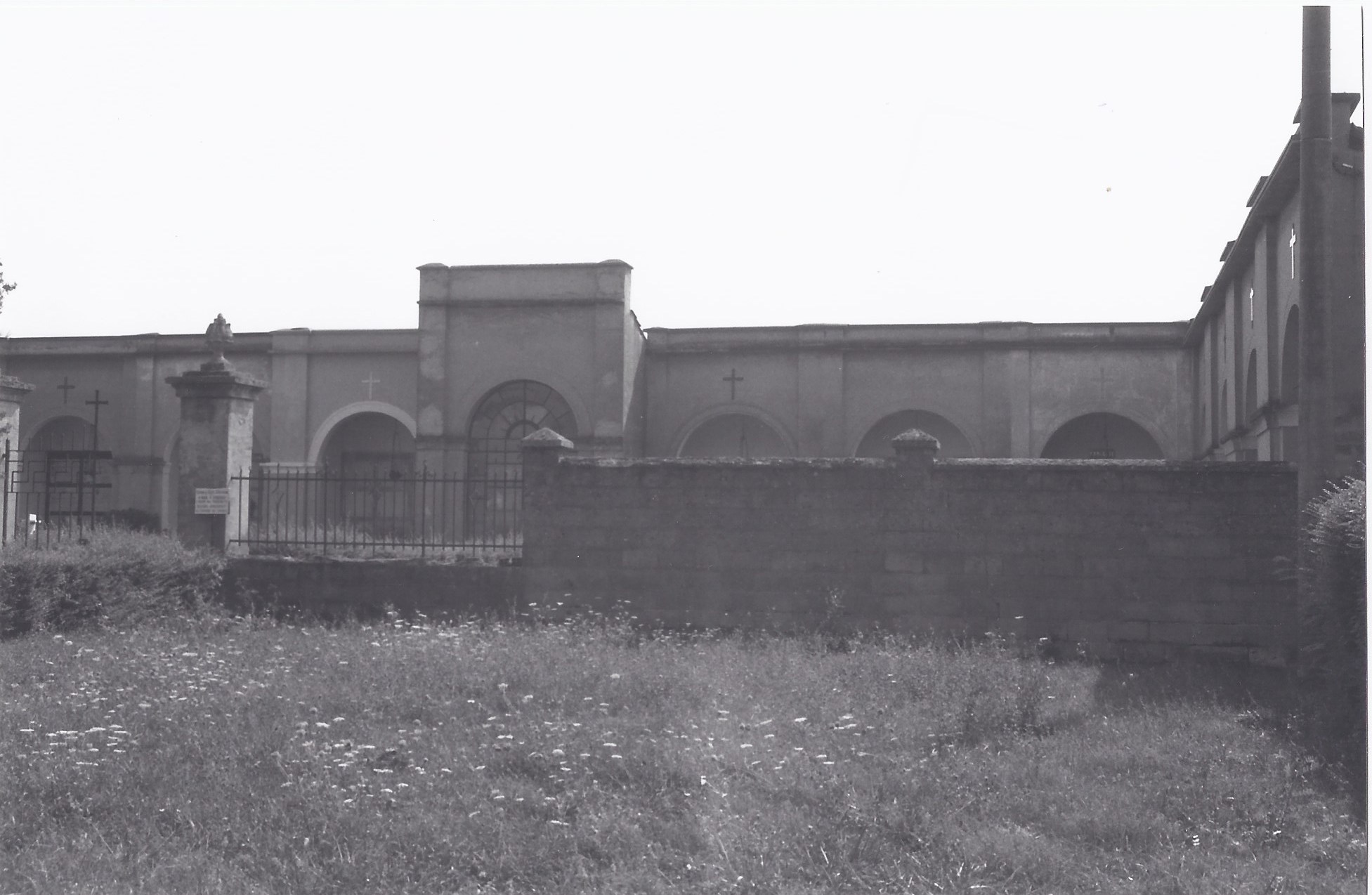Cimitero comunale (cimitero, pubblico) - Castel San Giovanni (PC)  (XX, prima metà)
