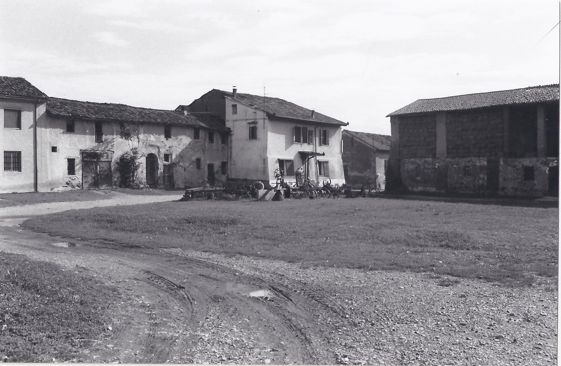 Cascina Sabbione (azienda agricola) - Castel San Giovanni (PC)  (XVII, fine)