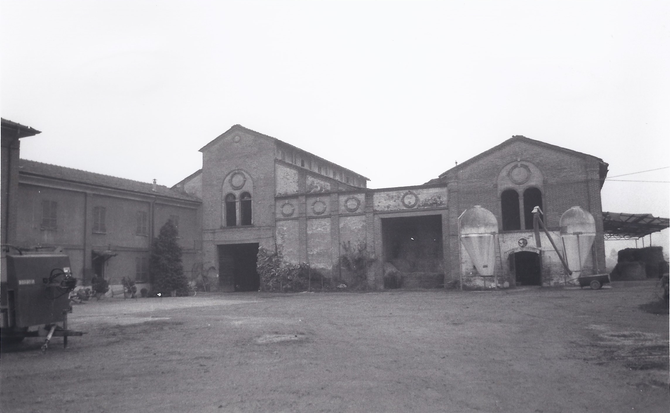 ex Fabbrica di Tabacco (fabbrica, artigianale) - Gossolengo (PC)  (XX, secondo quarto)