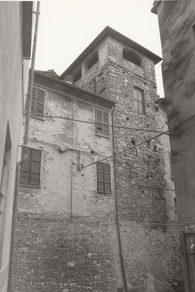 Pusterla dell'ex castello di Nibbiano (pusterla) - Nibbiano (PC) 