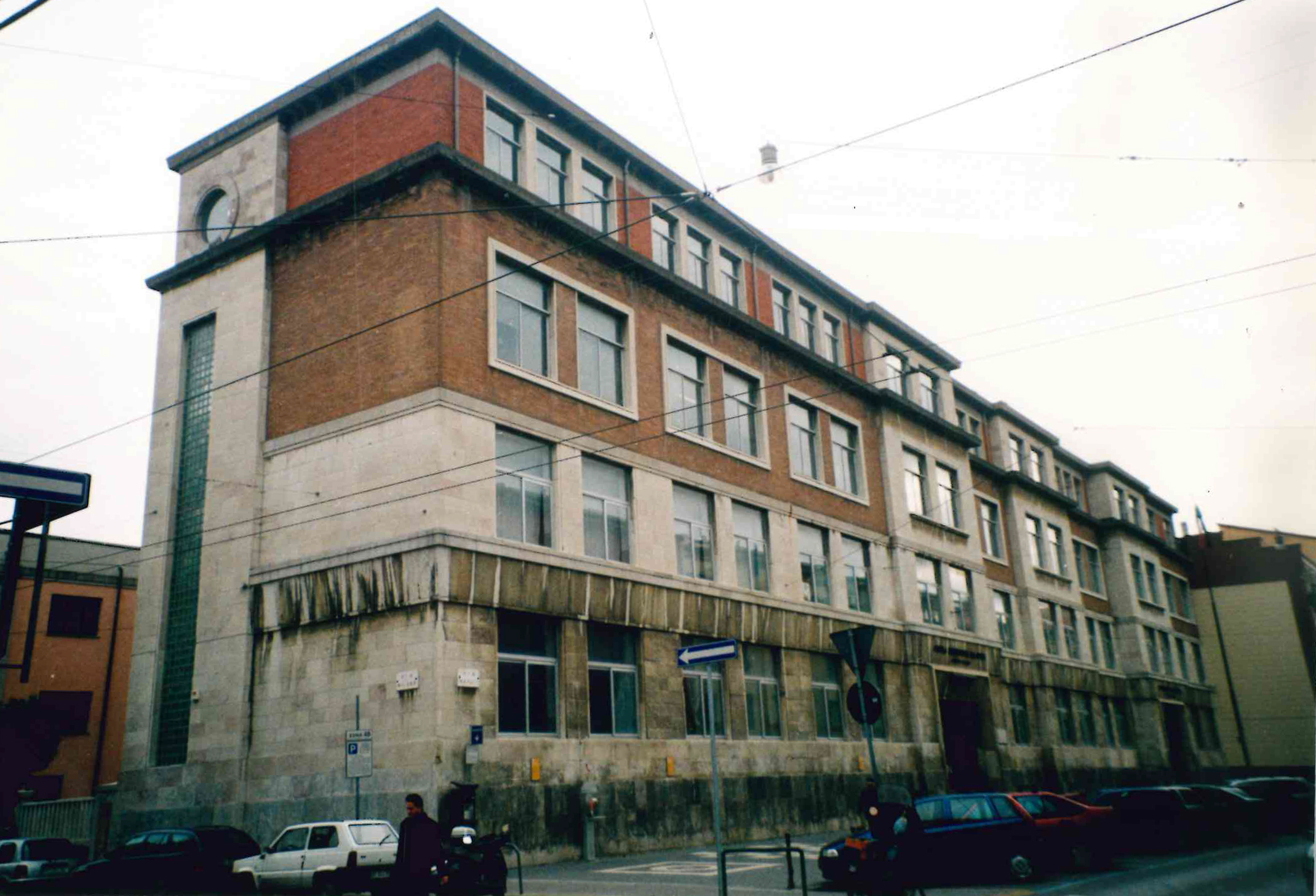 SCUOLA ELEMENTARE E. DE AMICIS E SCUOLA MEDIA STATALE V. ALFIERI (scuola, primaria) - La Spezia (SP)  (XX)