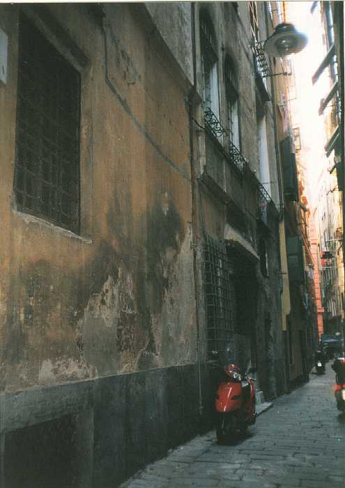 Casa con portale in marmo (palazzo, nobiliare) - Genova (GE)  (XVI)