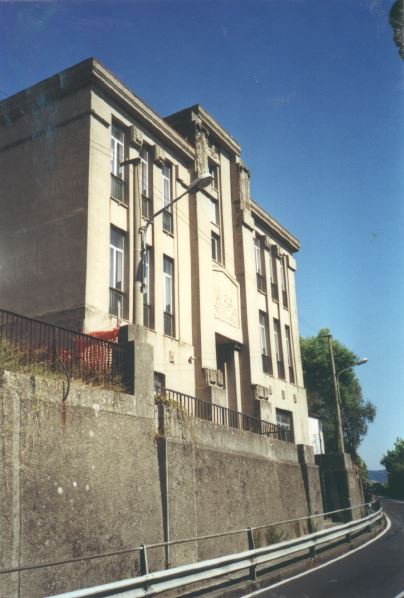 Scuola elementare di Fezzano (ex) (scuola, elementare) - Portovenere (SP)  (XX, secondo quarto)