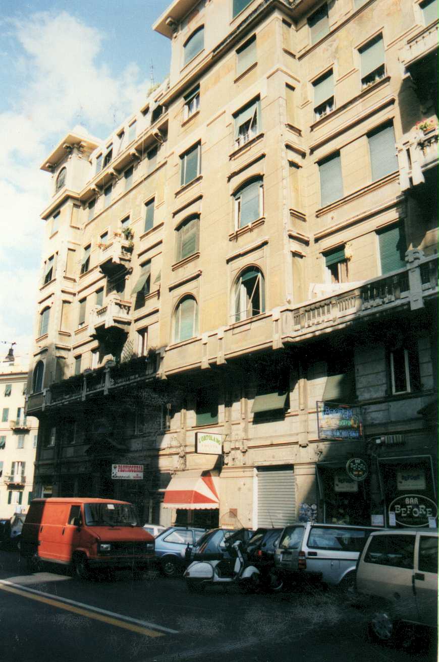 Palazzo in Via Montevideo, 2-2a (palazzo, plurifamiliare) - Genova (GE)  (XX)