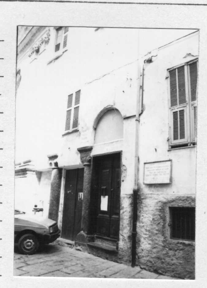 Municipio (casa, comunale) - Badalucco (IM)  (XVII)