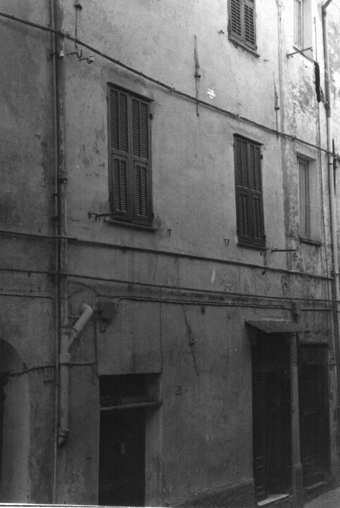 Casa in Via Lercari 31 (casa, privata) - Taggia (IM)  (XVI)