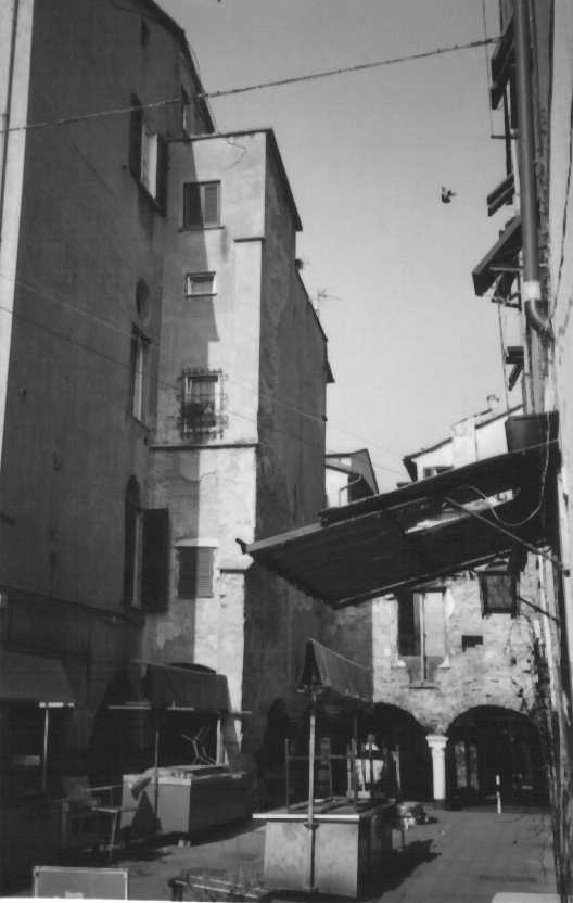 Palazzo Franzone (Casa Garibaldi) (palazzo, privato) - Chiavari (GE)  (XV)