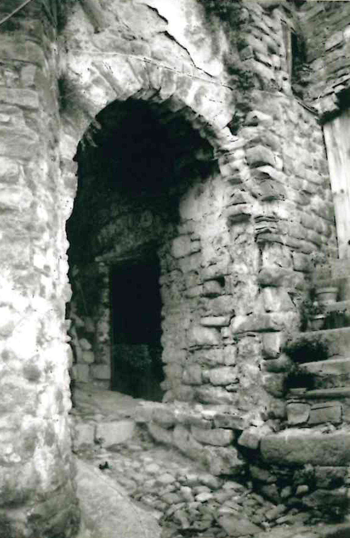 Portaro Piecastello (porta) - Bajardo (IM)  (XIV)