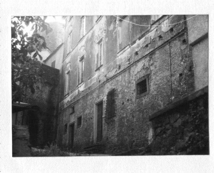 Palazzo Ravaschieri (palazzo, nobiliare) - Beverino (SP)  (XVIII)