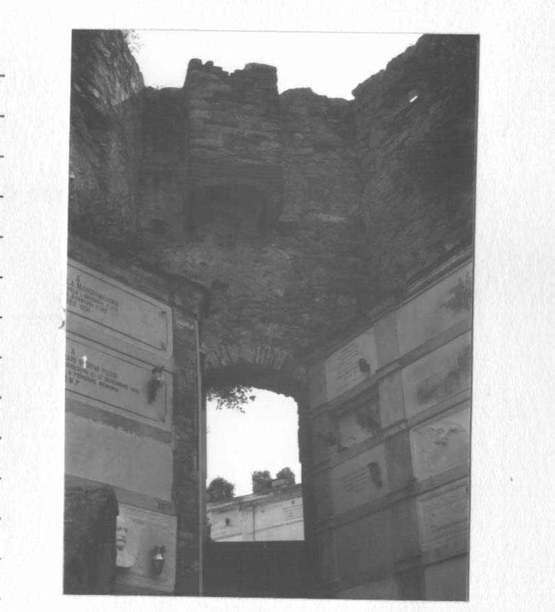 Porta d'ingresso e parte di cinta (porta, fortificata) - Monterosso al Mare (SP)  (XI)