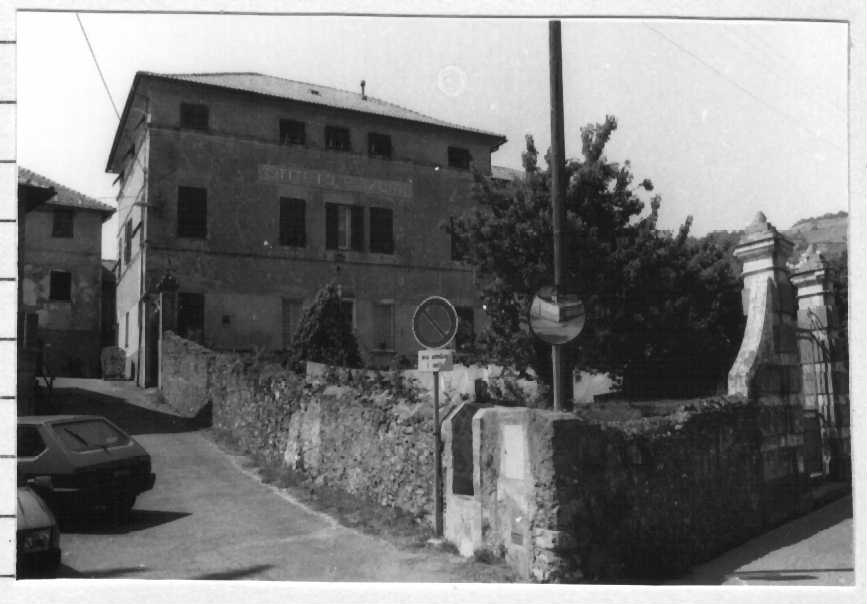 Palazzo Lastrico (palazzo, nobiliare) - Campomorone (GE)  (XVIII)