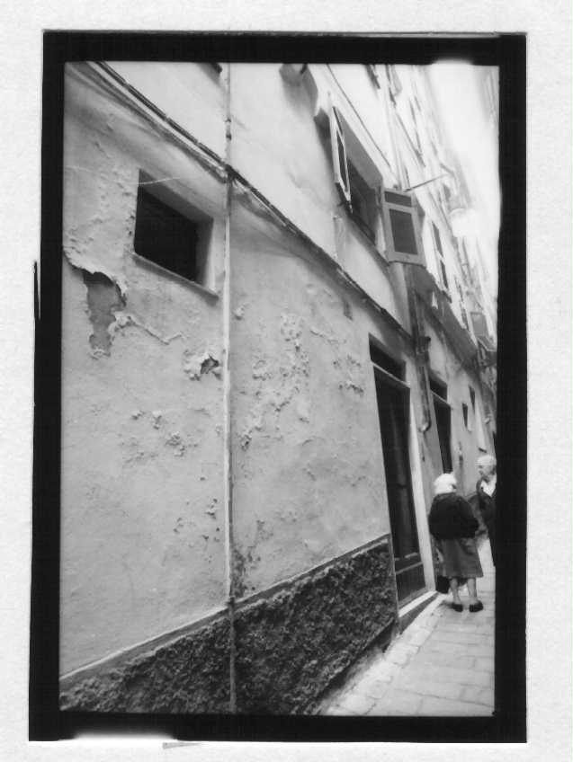 casa in Vico S. Antonio 2 (casa, ad appartamenti) - Genova (GE)  (XV)