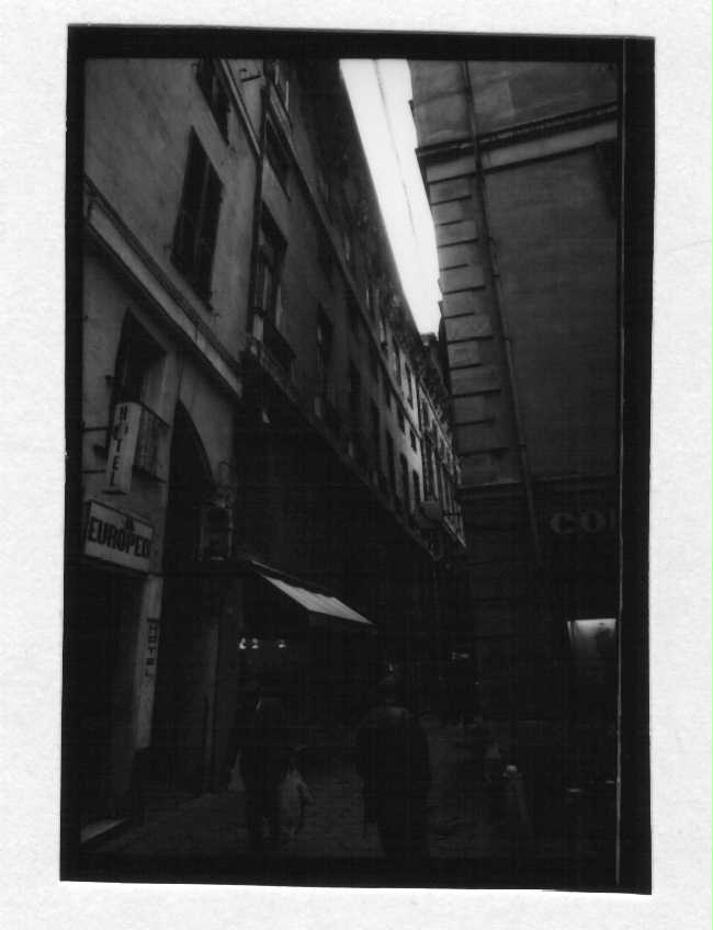 Palazzo Cellario Serventi (palazzo, ad appartamenti) - Genova (GE)  (XVI)