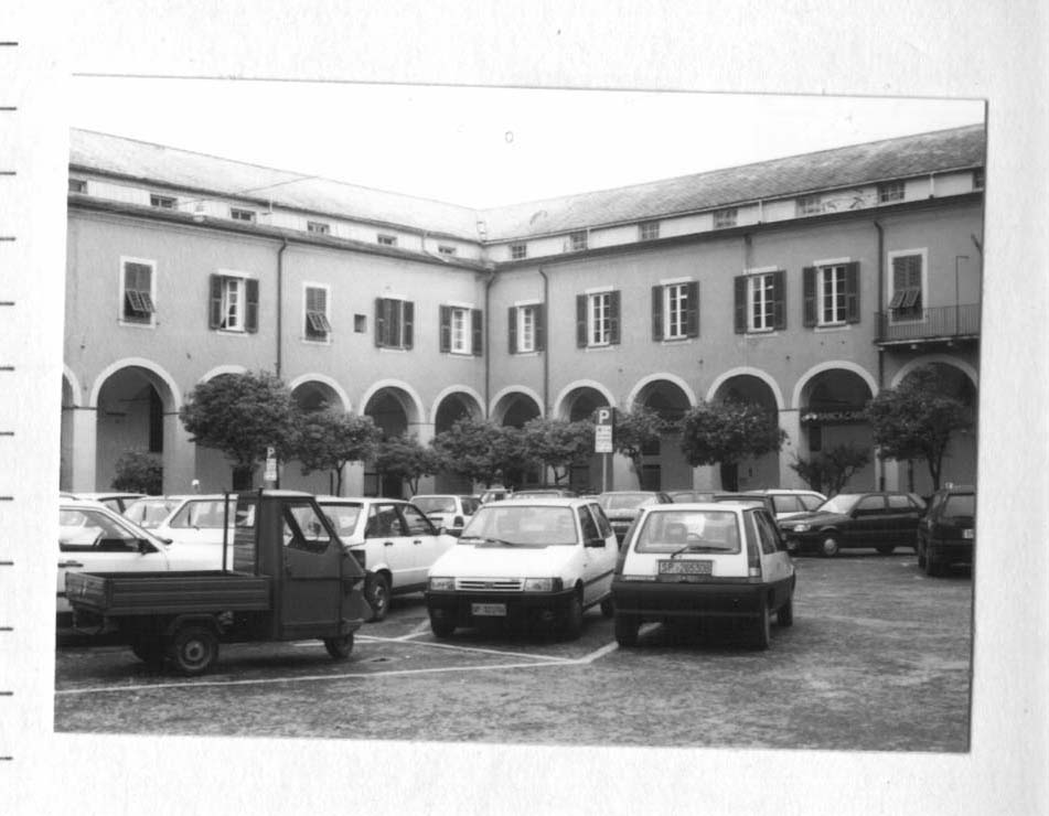 Palazzo comunale (palazzo, comunale) - Levanto (SP)  (XVII)