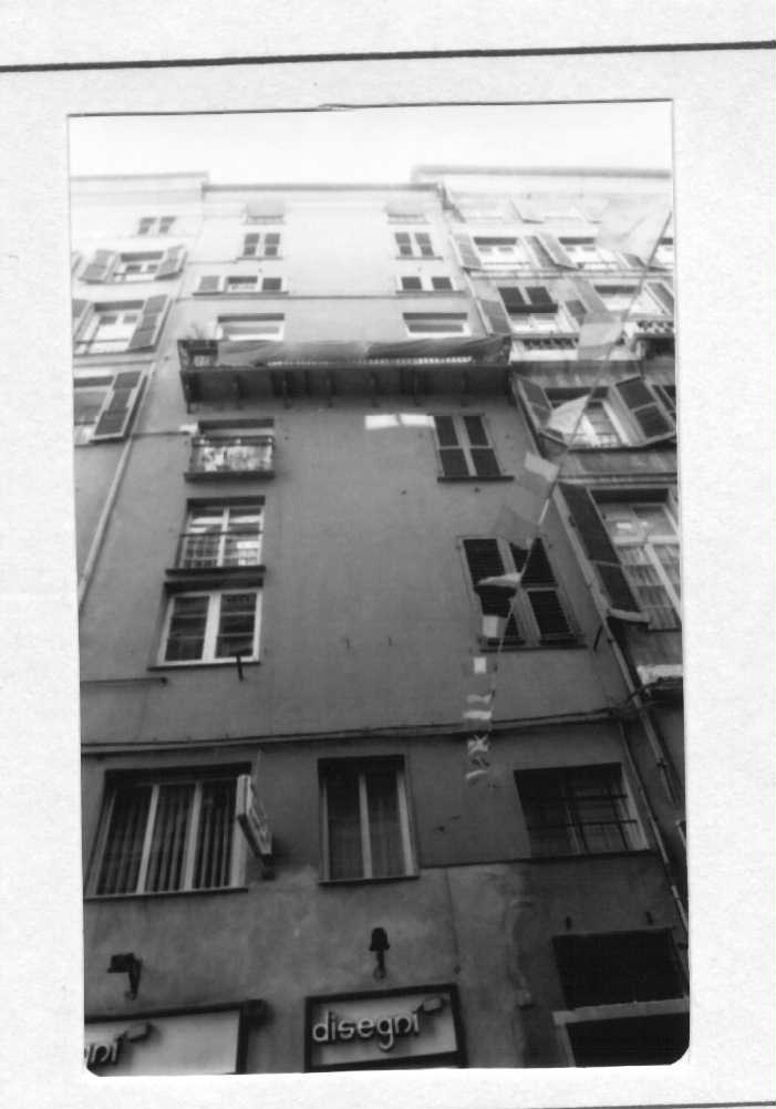 Palazzo in Via Ponte Reale 3 (palazzo, ad appartamenti) - Genova (GE)  (XVI, Metà)