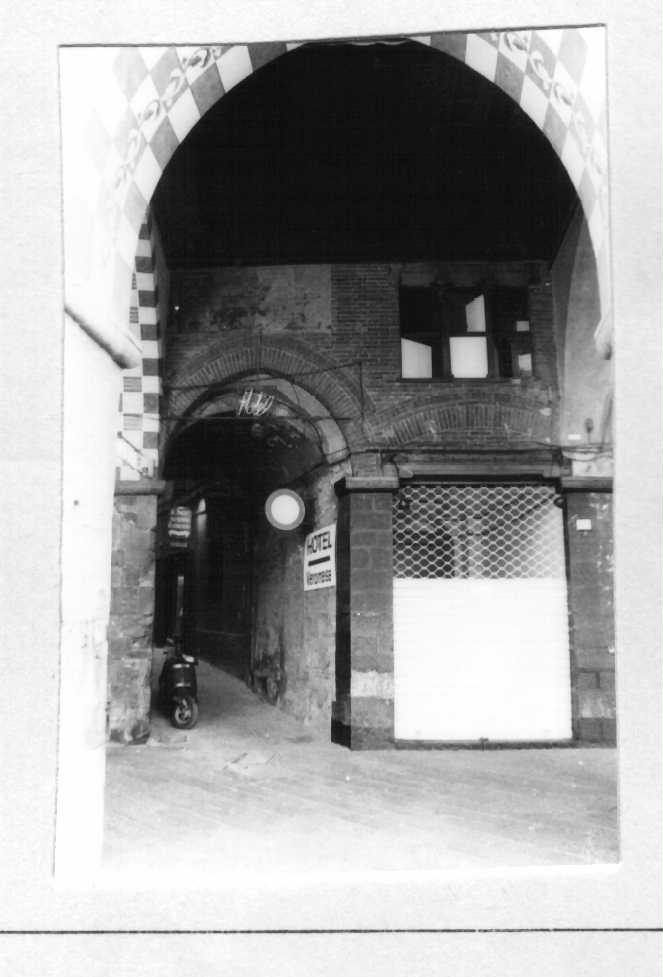 Portico (portico, pubblico) - Genova (GE)  (XII)