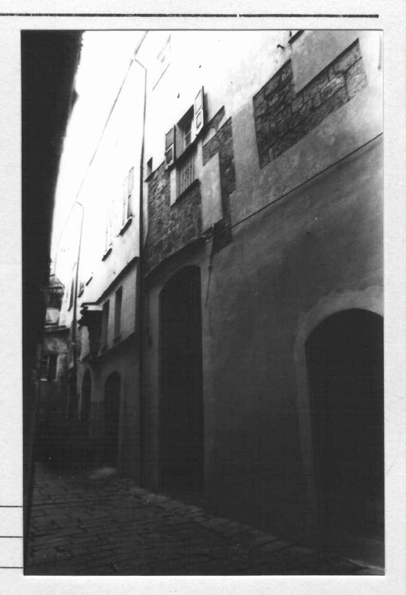 casa, di abitazione - Genova (GE)  (XI)