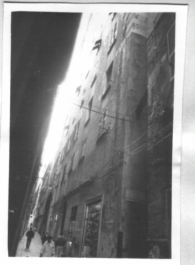 casa, di abitazione - Genova (GE)  (XVI)