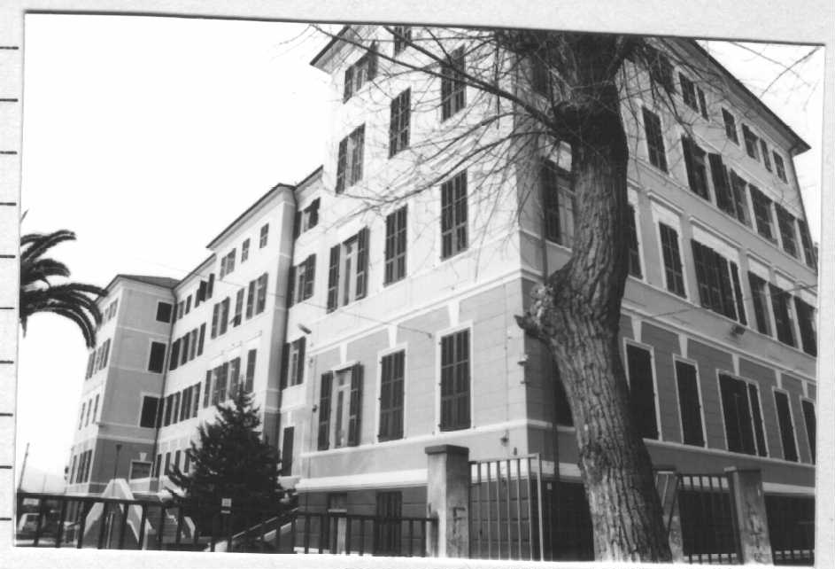 Ist Magistrale C. Amoretti e Scuola Media Novaro (edificio scolastico) - Imperia (IM)  (XX, Inizio)
