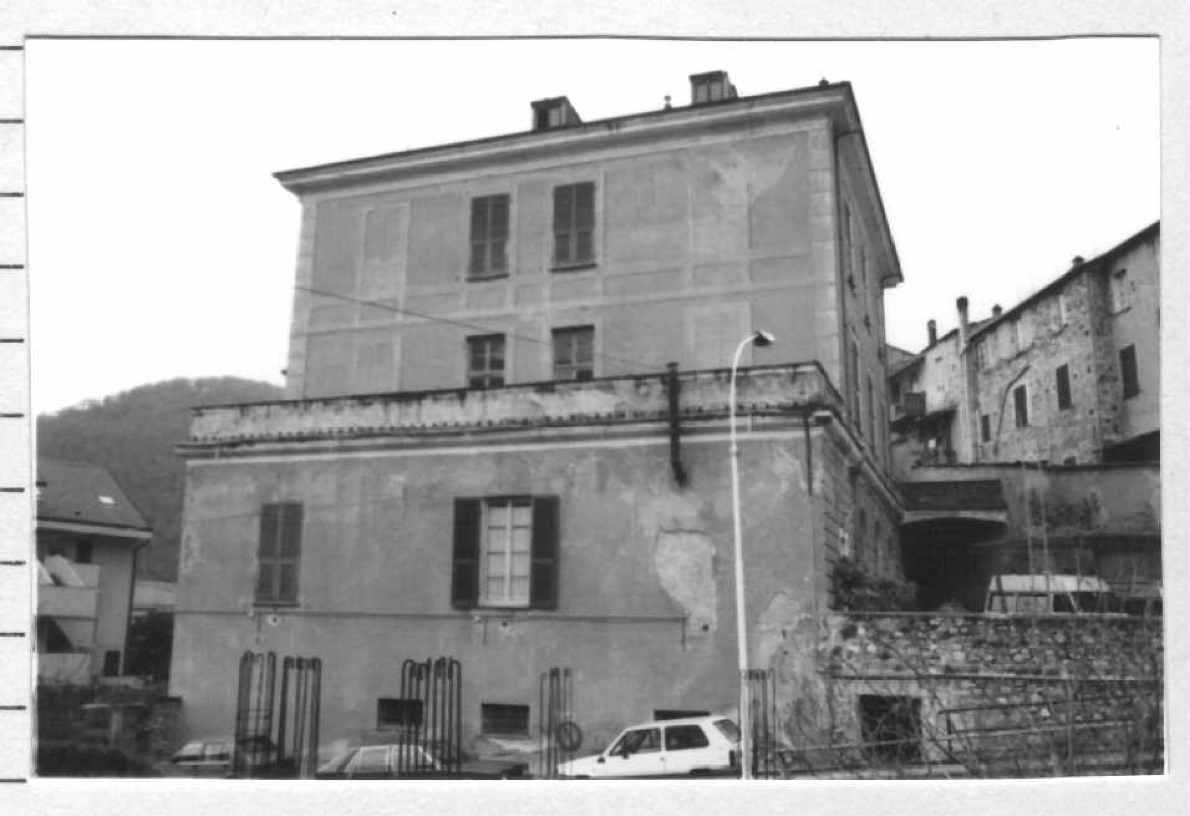 Palazzo Agnesi (palazzo, pubblico) - Pontedassio (IM)  <br>Condizioni d'uso: <a class='link-esterno' href='https://docs.italia.it/italia/icdp/icdp-pnd-circolazione-riuso-docs/it/v1.0-giugno-2022/testo-etichetta-BCS.html' target='_bcs'>Beni Culturali Standard (BCS)</a>