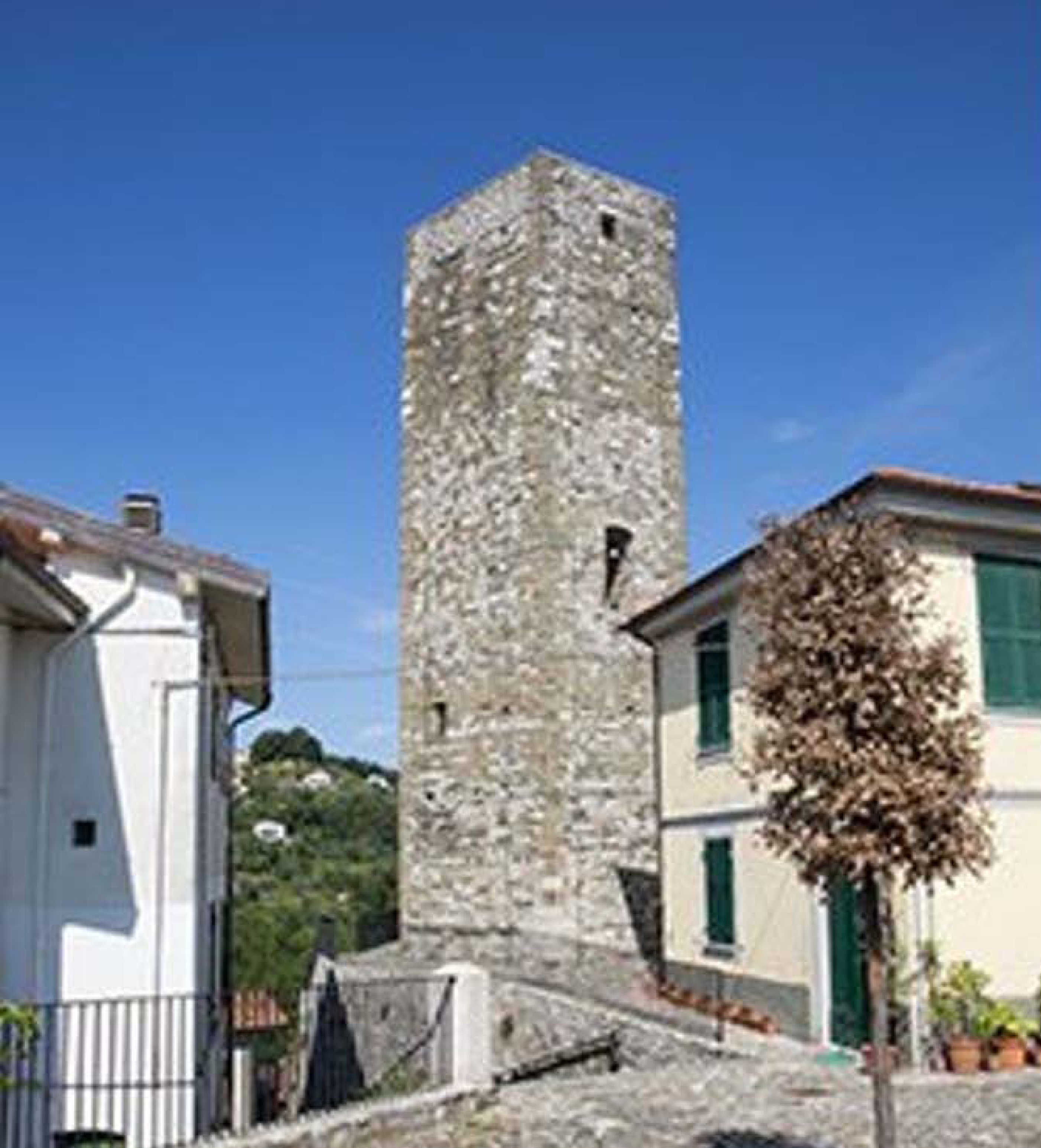 Torre pentagonale (torre, difensiva) - Vezzano Ligure (SP)  (XI)