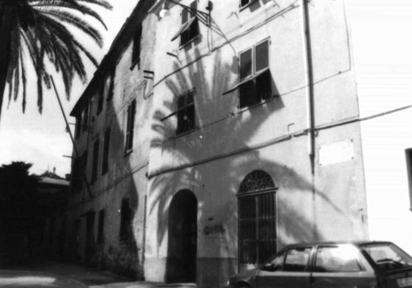 Palazzotto seicentesco in piazza Aquileia (palazzo, nobiliare) - Genova (GE)  (XVII)