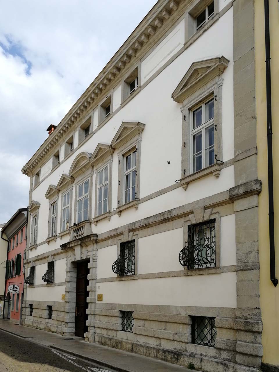 Palazzo Mattioli, Caimo, Frova (palazzo, privato) - Udine (UD) 