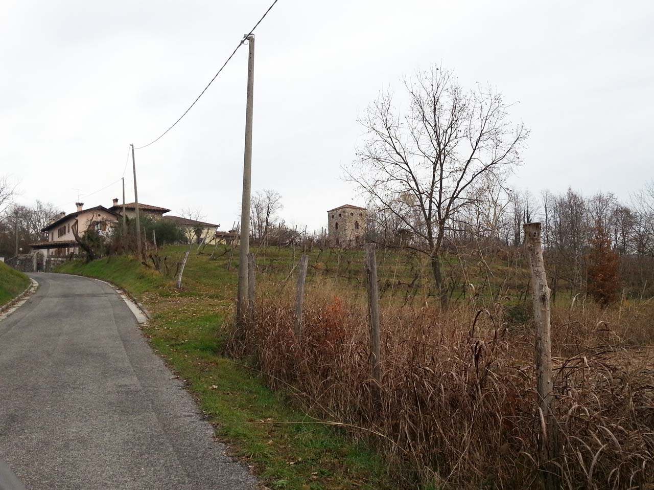 Complesso villa ex Savorgnan con annesse torri, chiesetta e rustico (complesso edilizio) - Povoletto (UD) 