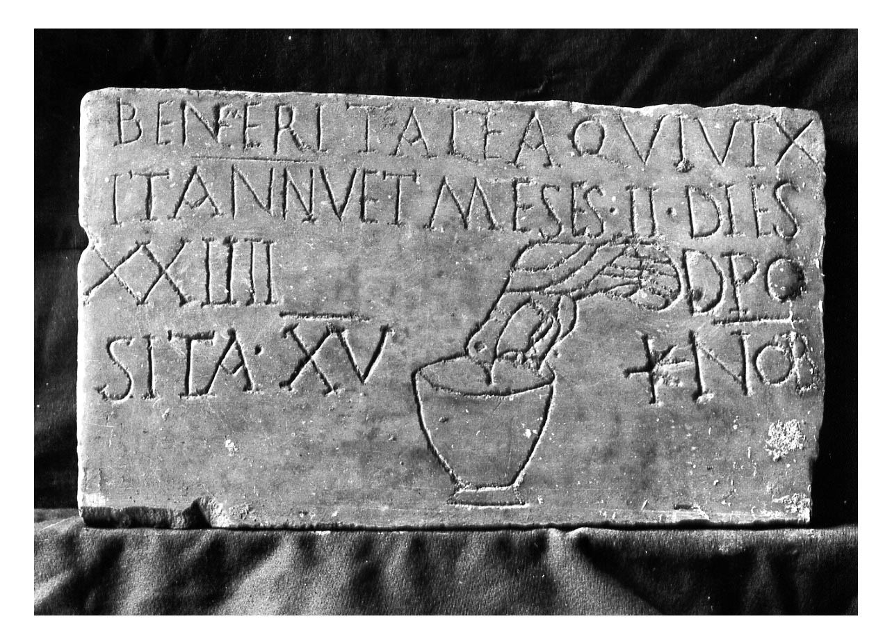 iscrizione funeraria - produzione tardoantica (sec. IV d.C)