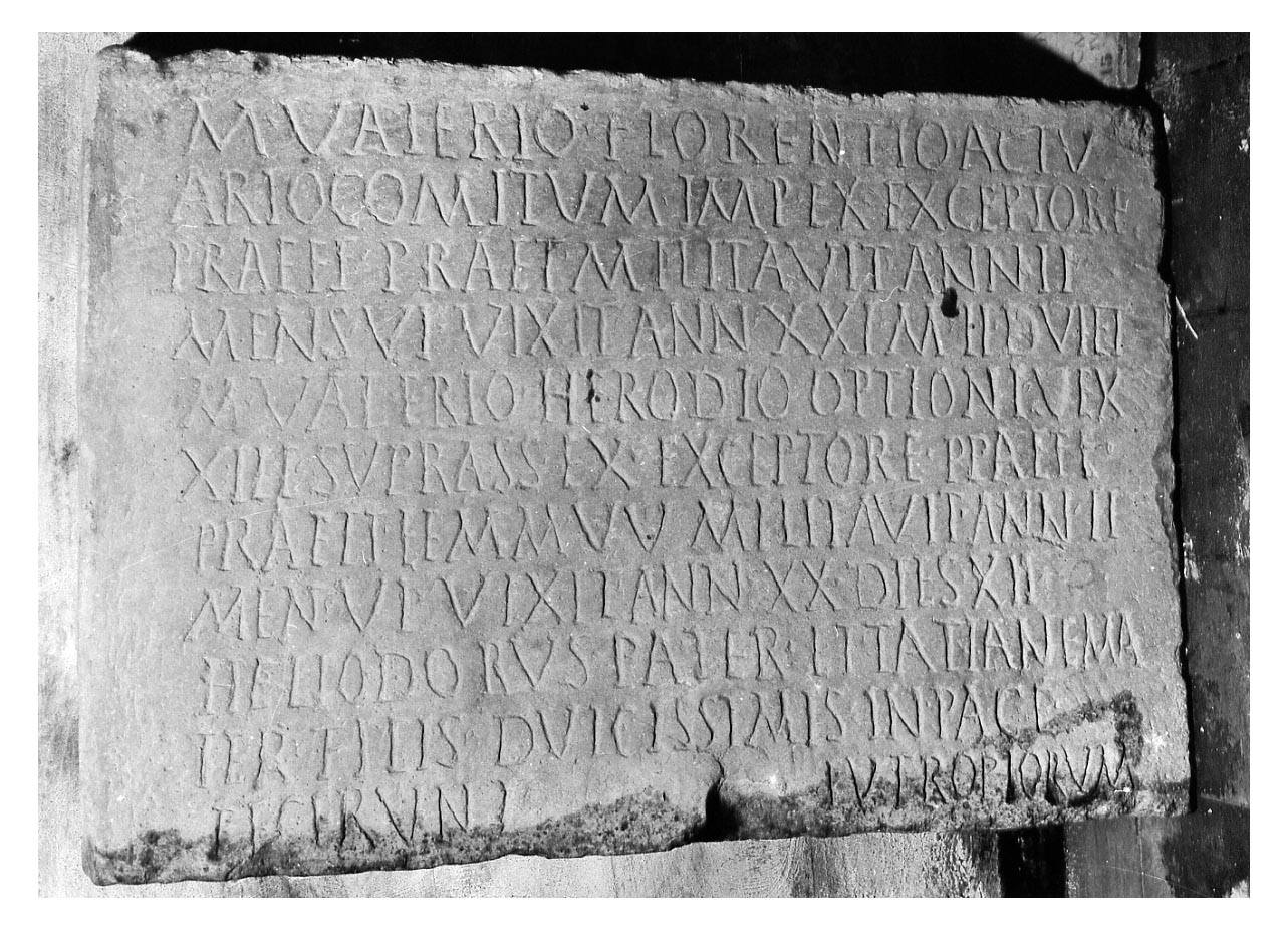 iscrizione funeraria - produzione tardoantica (sec. IV d.C)