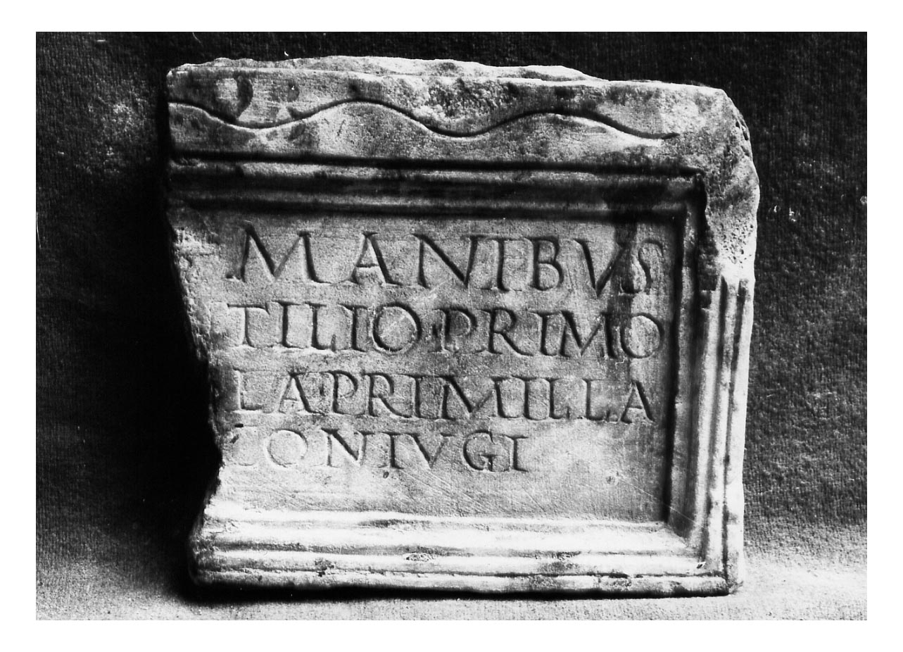 iscrizione funeraria - produzione imperiale (fine sec. I d.C)