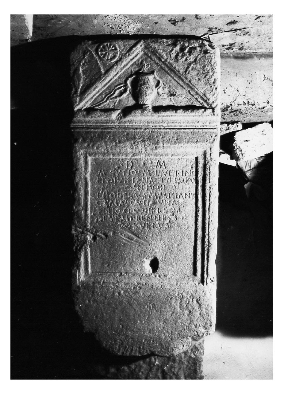 iscrizione funeraria - produzione imperiale (sec. II d.C)