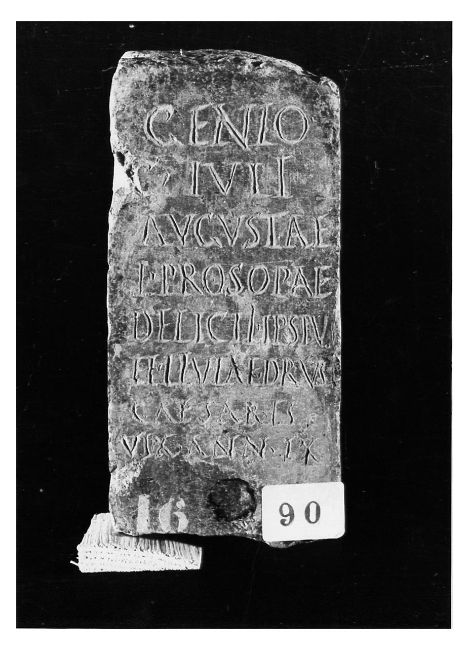 stele iscritta - età romana (prima metà sec. I d.c)