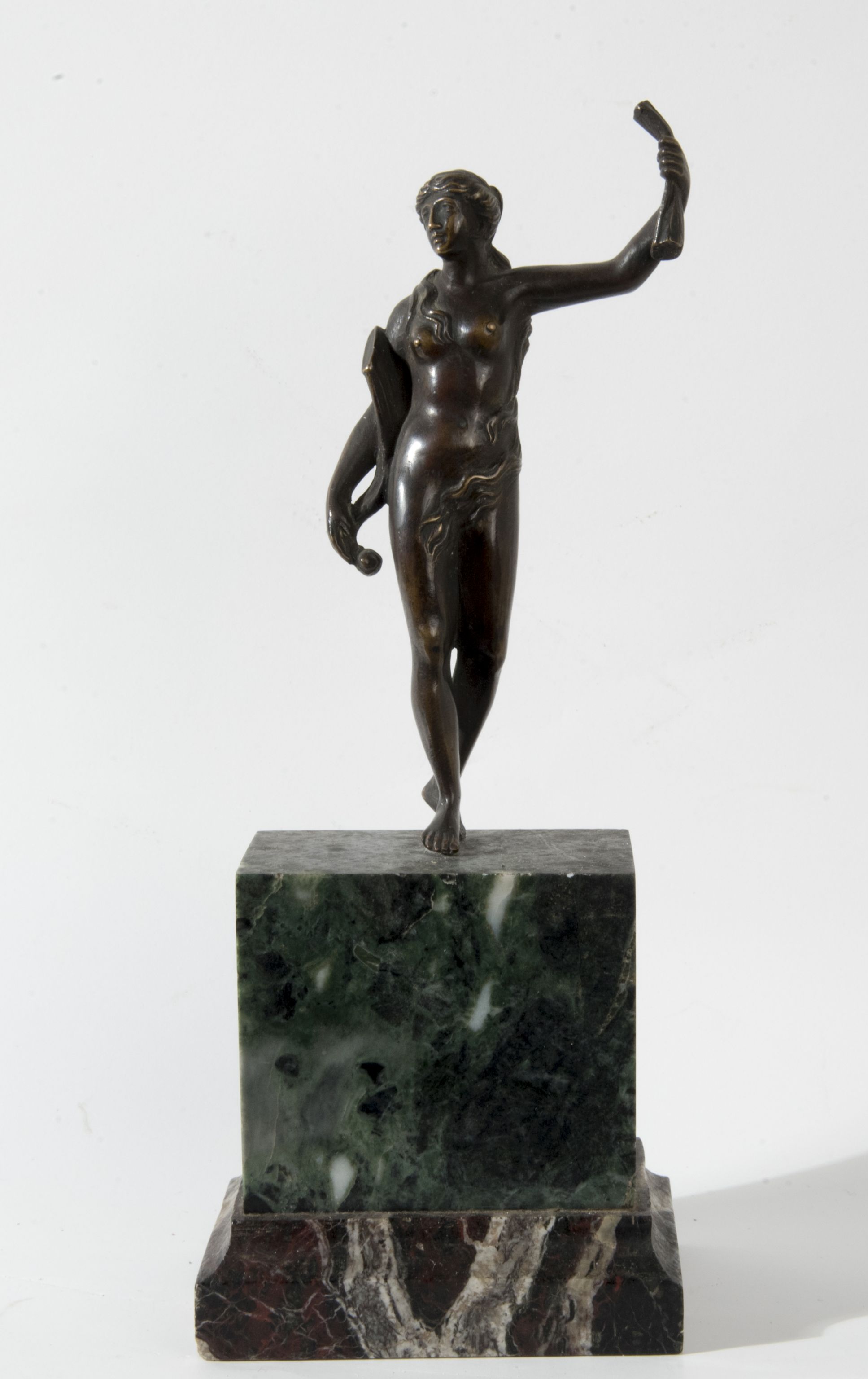 divinità femminile (statuetta) - ambito italiano (sec. XVI)