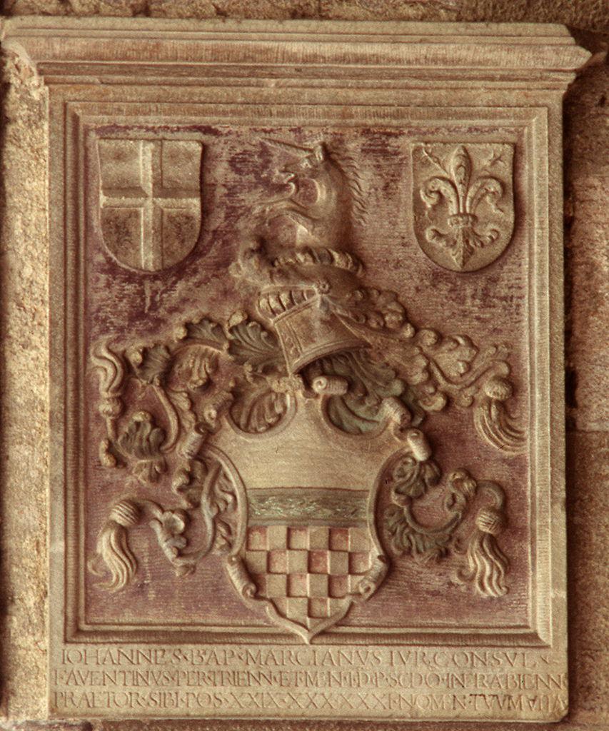 stemma del pretore Giovanni Battista Marciani di Faenza (rilievo) - bottega toscana (sec. XVI)