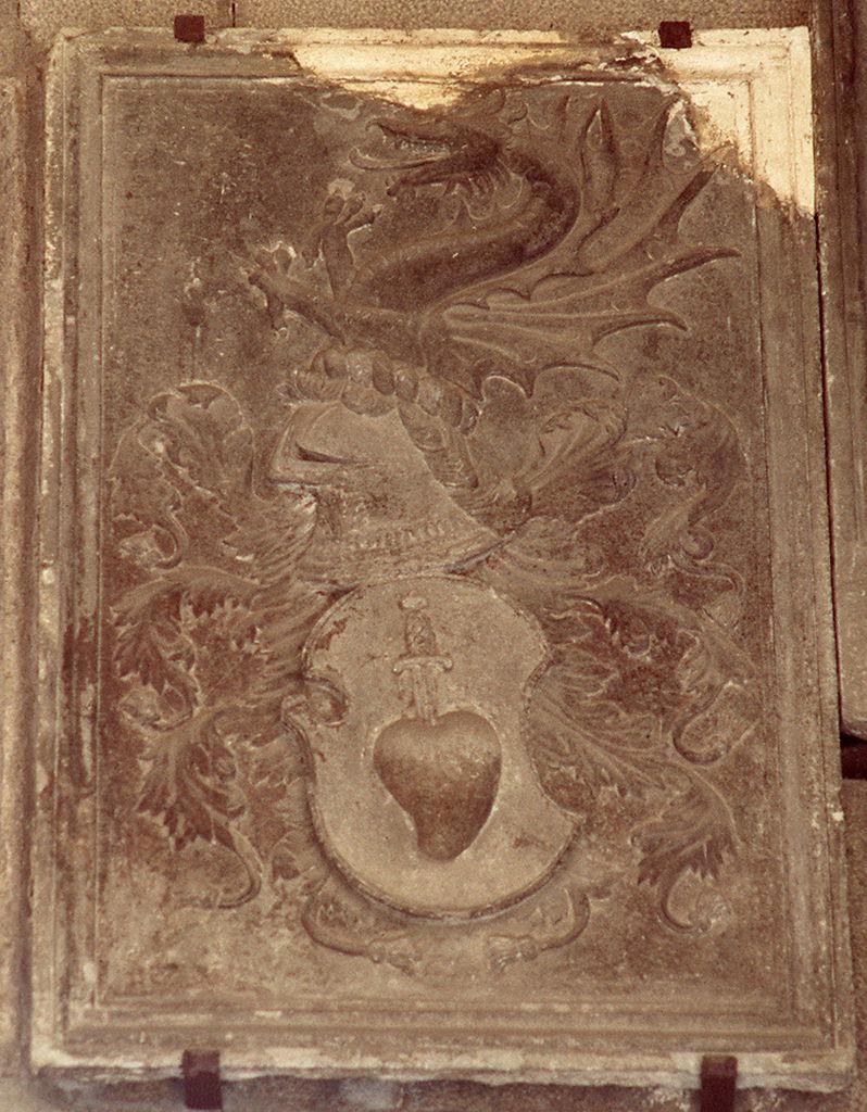 stemma gentilizio (rilievo) - produzione toscana (sec. XVI)